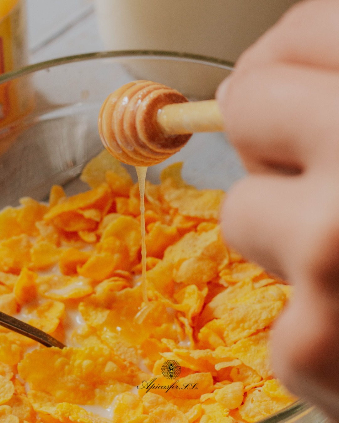 Miel natural de Apícola Fernández, remedio natural para aliviar el resfriado en invierno